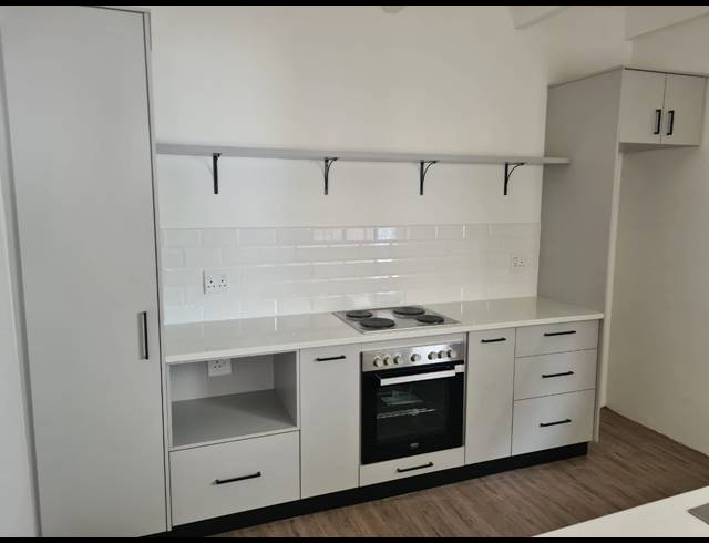 2 bed property to rent in WORCESTER CENTRAL